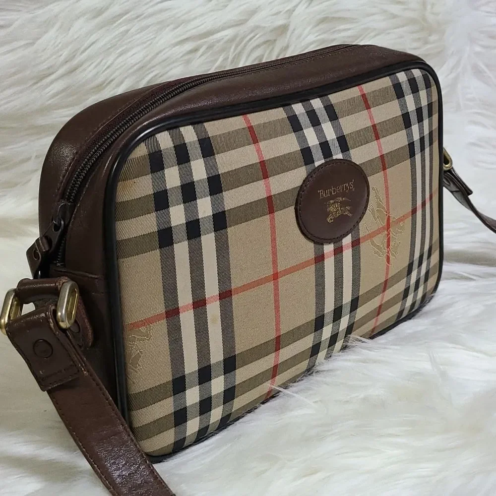 💯Authentic Burberry Shoulder Bag 🍀 - Picture 12 of 15